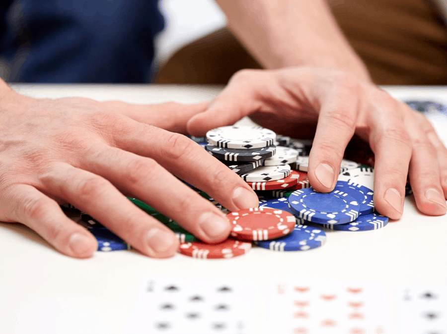 Làm sao để chinh phục được Poker?